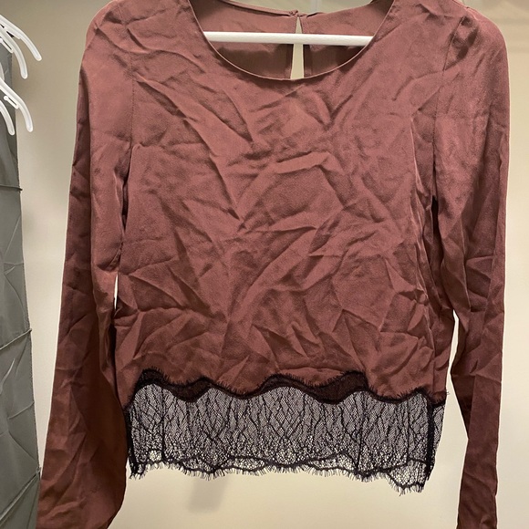 BNWT Aritzia Wilfred Desaix blouse. XXS - Picture 2 of 6